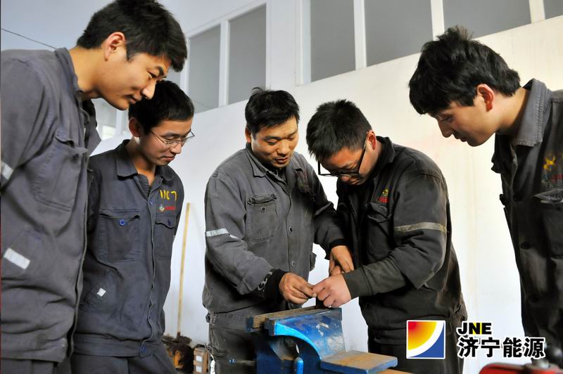 运河煤矿：斜井绞车维修班&nbsp;立足岗位培育“能工巧匠”