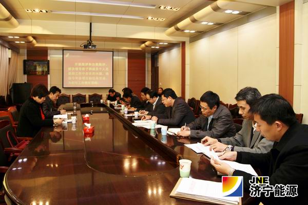 虢洪增在参加义桥煤矿民主生活会时指出：突出团结协作，切实加强企业领导班子建设