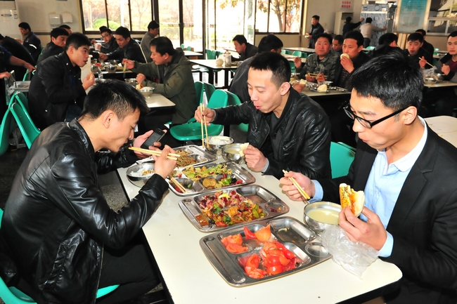 运河煤矿：加强食堂监督&nbsp;提升服务质量