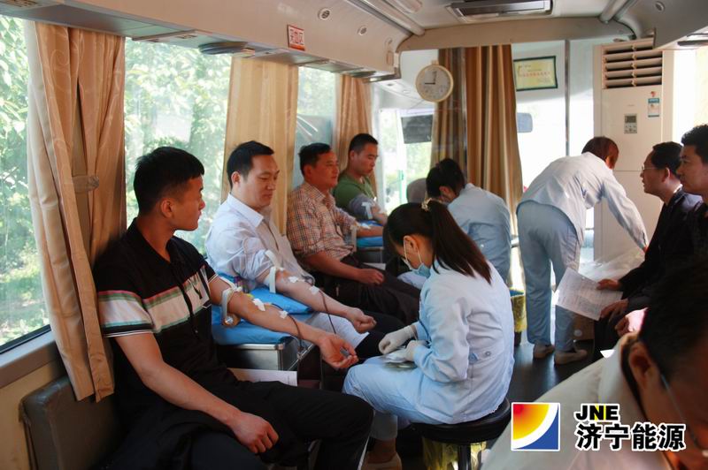 太平煤矿精心组织青年职工义务献血活动