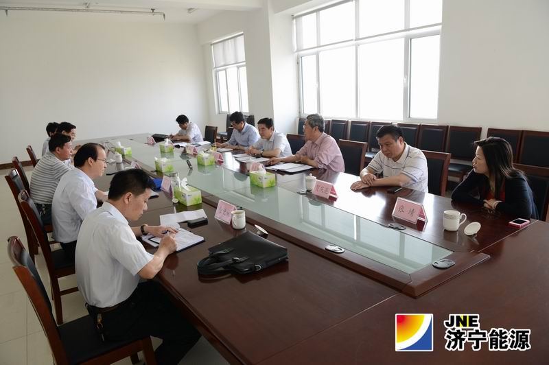 任衷平到安居煤矿开展谈心对话