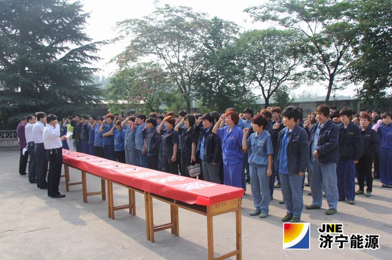 落陵支护材料厂举行“全国第十三个安全生产月”启动仪式