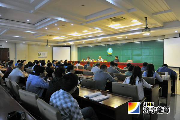 运河煤矿：工会组织开展心理疏导专题培训讲座