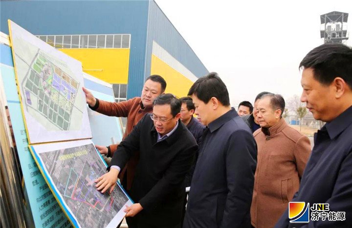 1551341619133355.jpg 2019年2月26日,张百顺到落陵盛源公司现场巡查指导工作01(孙兴华).jpg