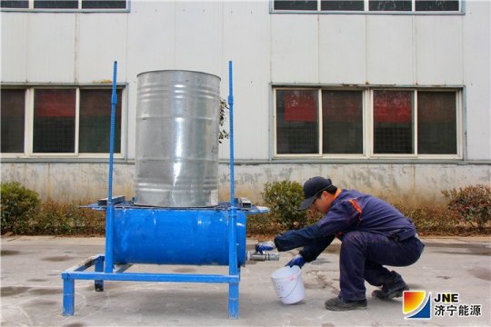 矿用产品公司制作树脂桶杂质过滤装置避免浪费