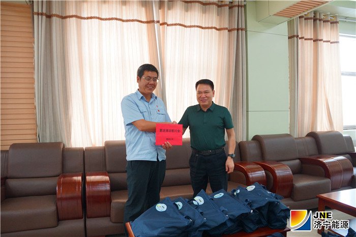 1565314988138407.jpg 3楚.jpg