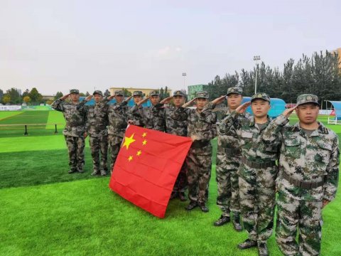 职工文苑丨那一刻，我只是一个兵