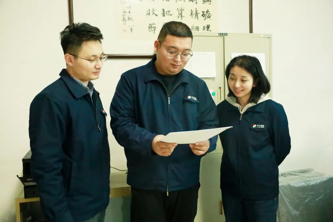 1699321781607135.jpg 640.jpg