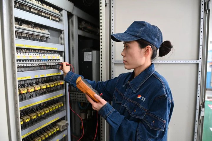 季度之星丨李兆丽：以“技”促提效，巾帼勇担当