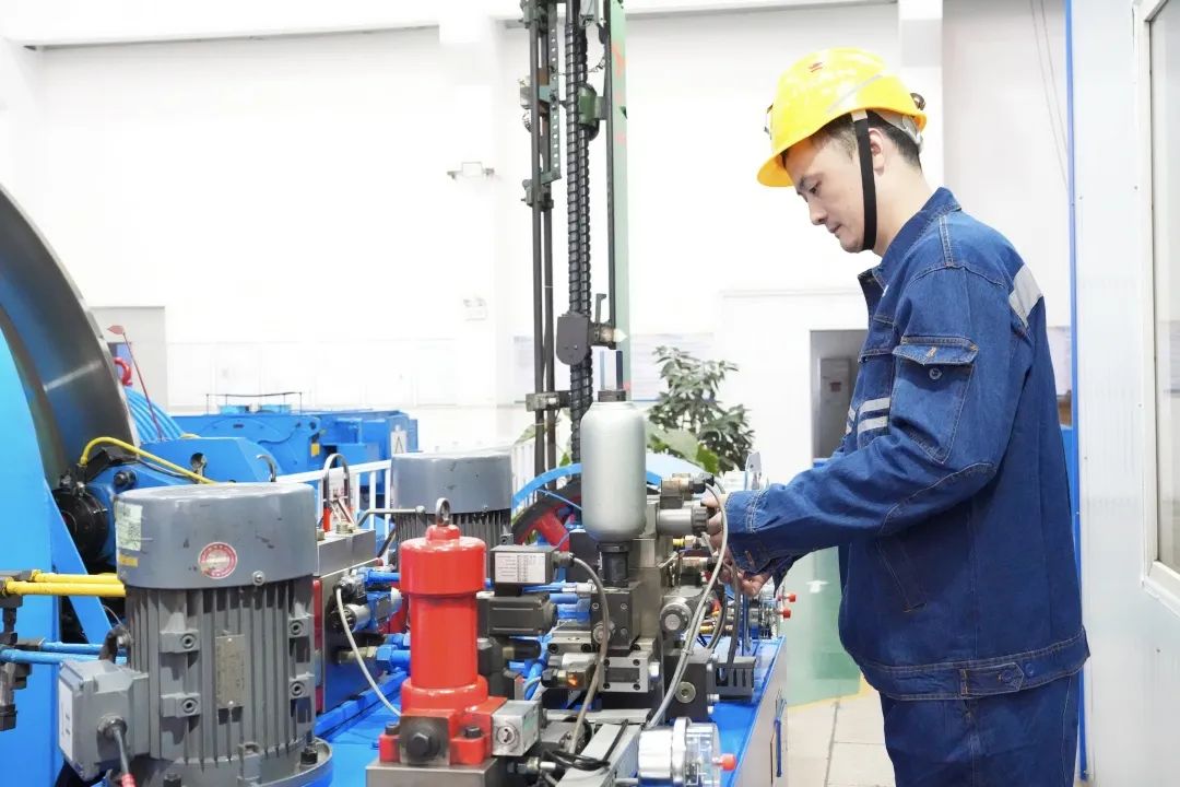 1703042636522405.jpg 640 (9).jpg