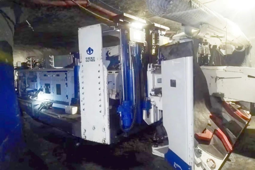 1708677023243947.jpg 640001.jpg