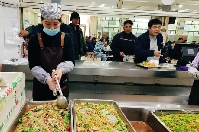 1708767705211286.jpg 640.jpg