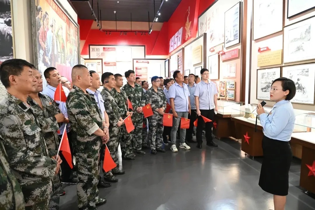 1712308069122369.jpg 003.jpg