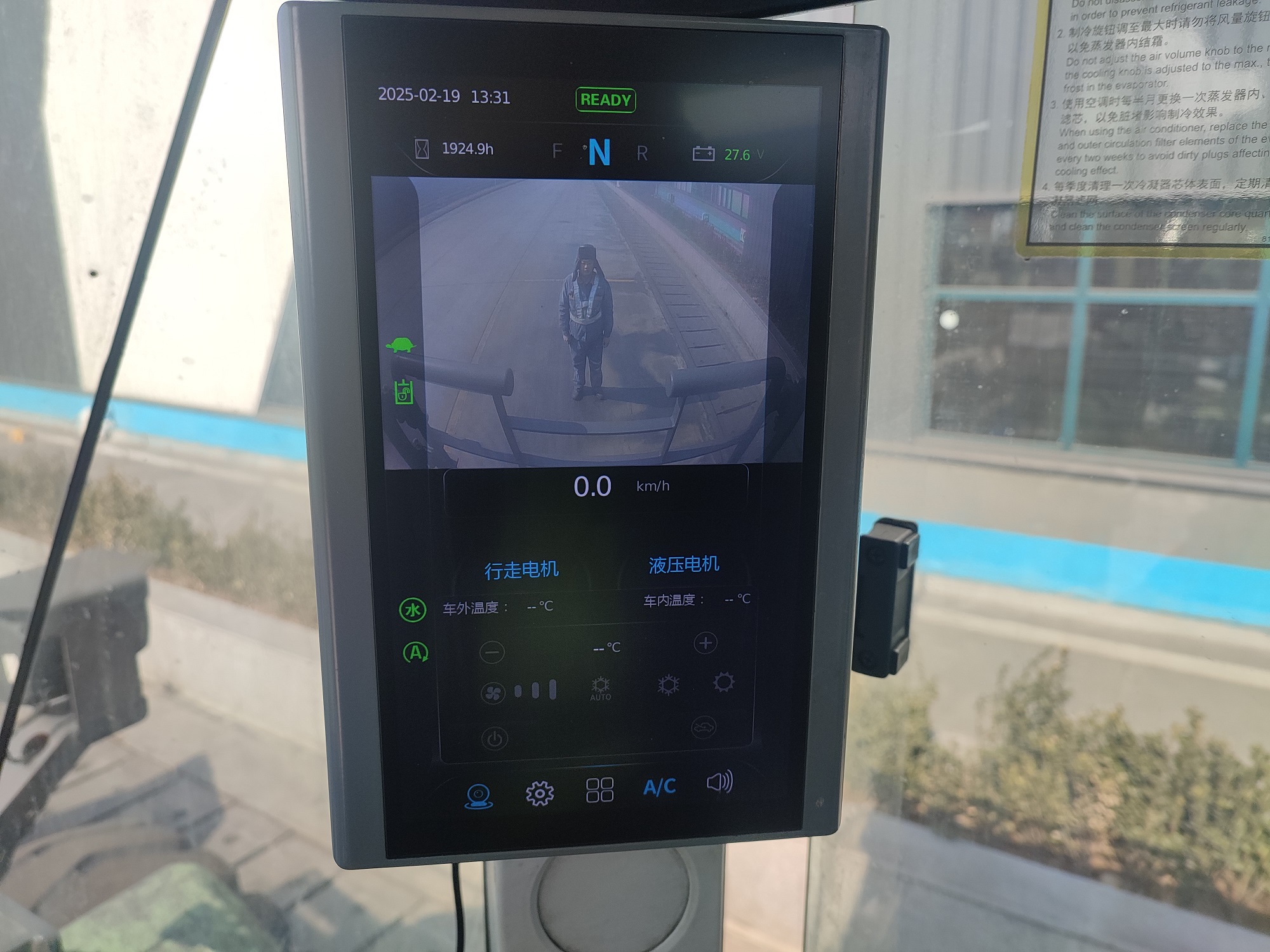 1740625755130007.jpg 44.jpg