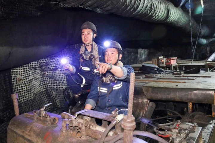 济宁能源集团掘进机司机技能比武活动圆满落幕