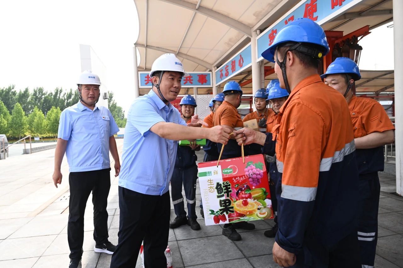 1750060908476361.jpg ff9ad8439b441145fb6b208c5416de17.jpg