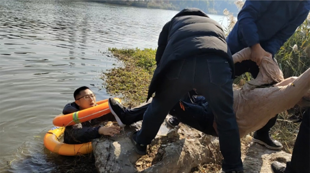 1763959661862615.jpg 01.jpg